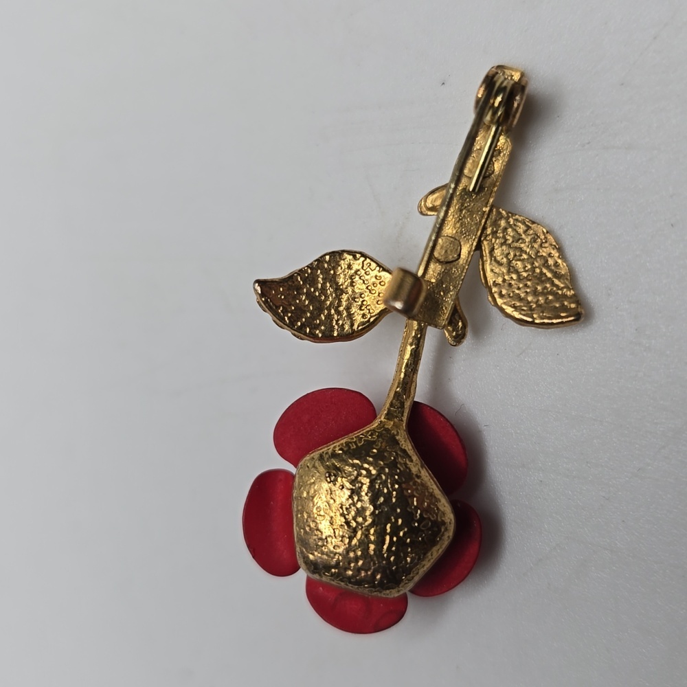 Rose Brooch Red and Gold Vintage - Picture 2 of 5